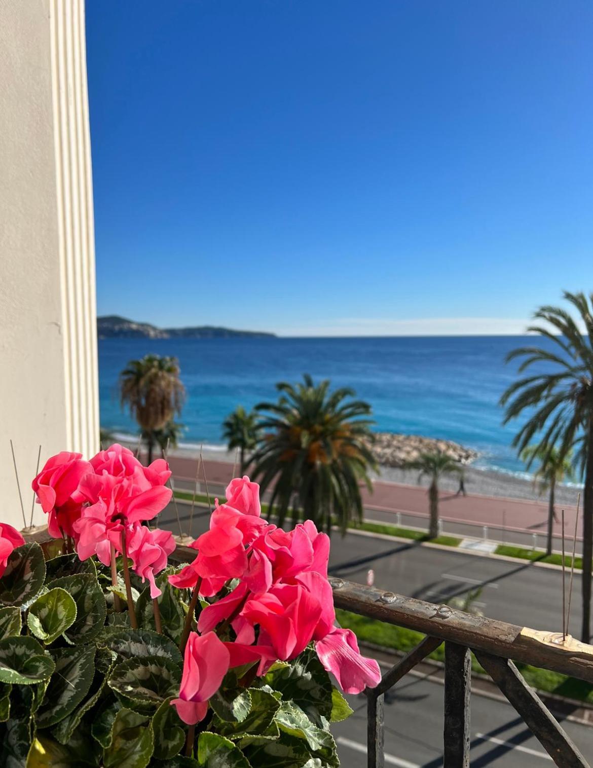 Luxury Apartment With Sea View On The First Line Promenade Des Anglais Nice Exterior foto