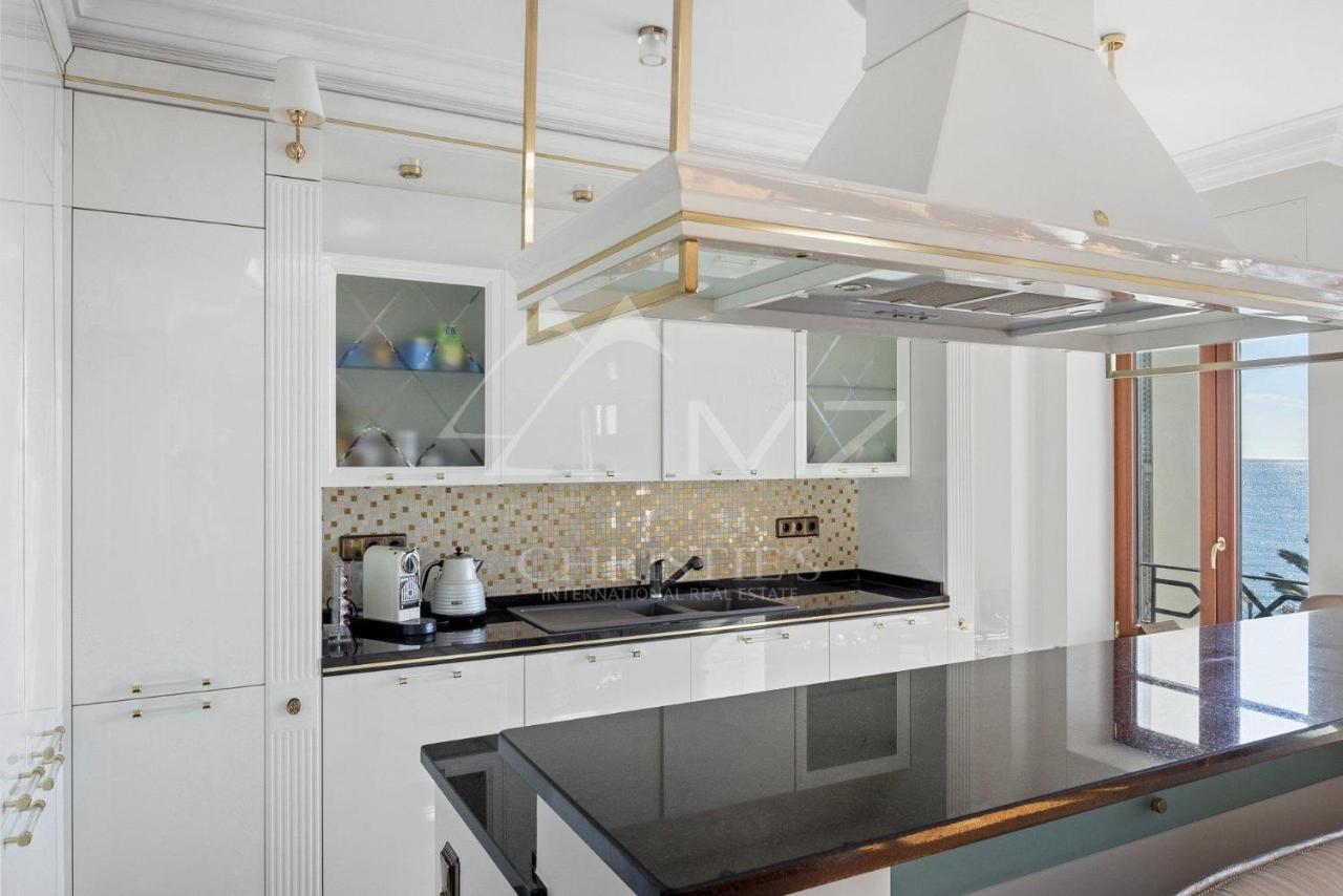 Luxury Apartment With Sea View On The First Line Promenade Des Anglais Nice Exterior foto
